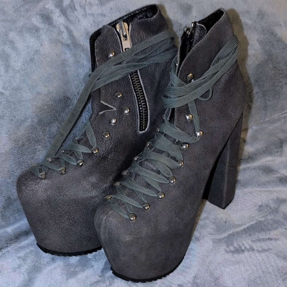 Rare GREY UNIF Hellbound Boots Sz 9